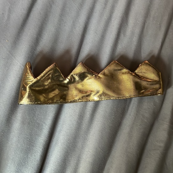 Children’s Fairy Costume with detachable wings and crown. Size 7/8 - Picture 6 of 8